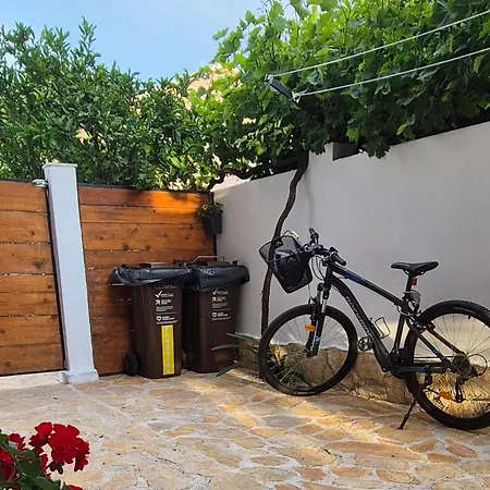 With Private Swimming Pool *