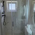 Apartamento With Private Swimming Pool